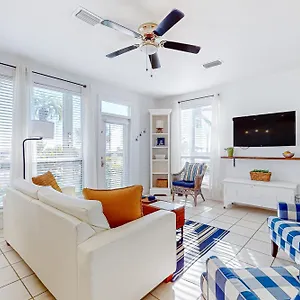 https://destiny-beach-villa-6b.hotels-destin.com